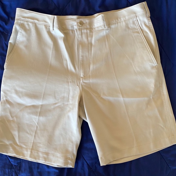 Khaki Golf Shorts - Picture 1 of 6
